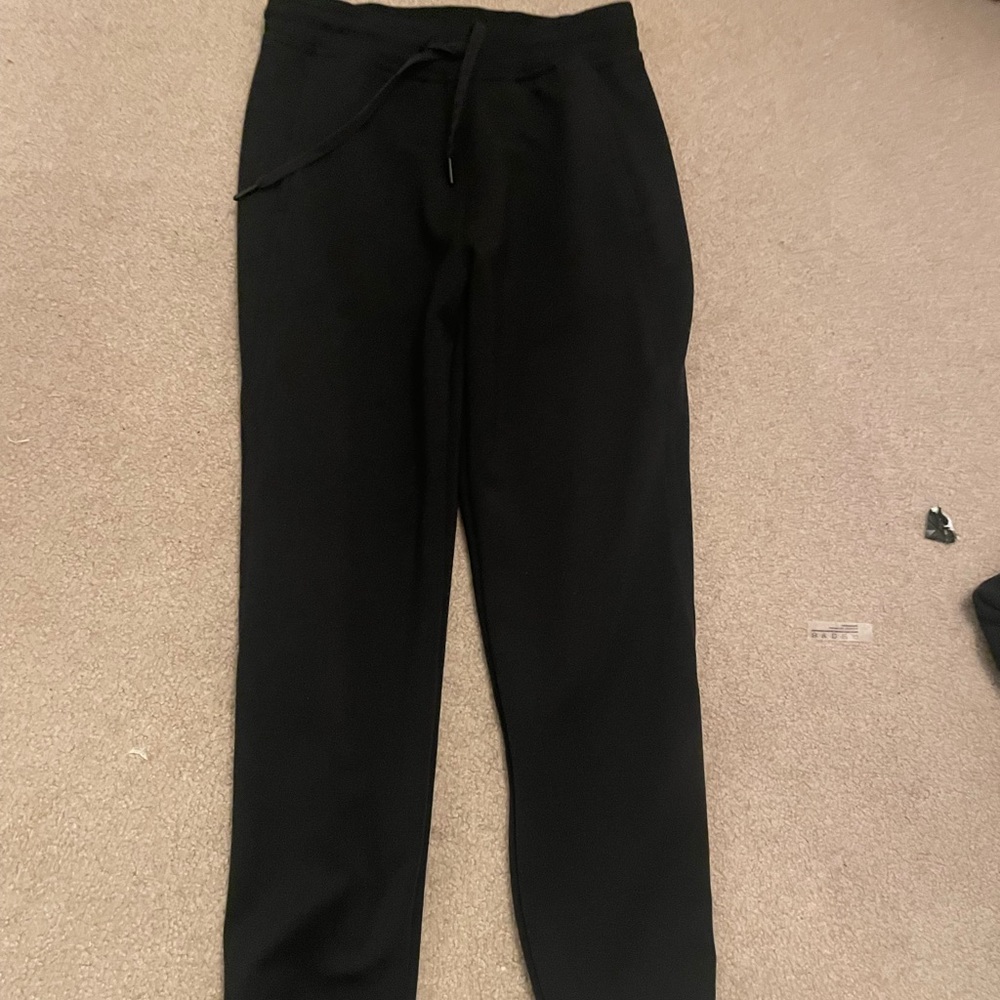 Lululemon joggers mid rise